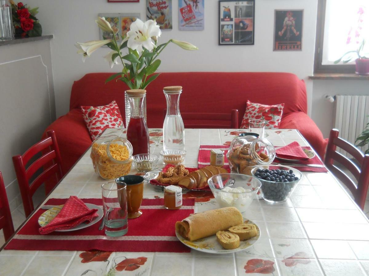 I 99 Ulivi Bed & Breakfast Cavour Bagian luar foto